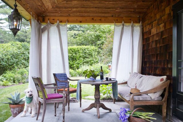 Types of Outdoor Patio Curtains