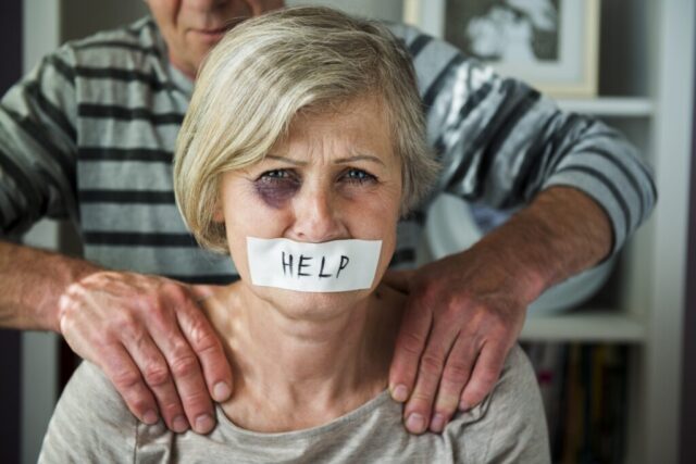 5 Physical Signs of Nursing Home Abuse